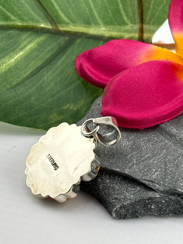 Spiny Oyster & Turquoise Heart Flower Pendant