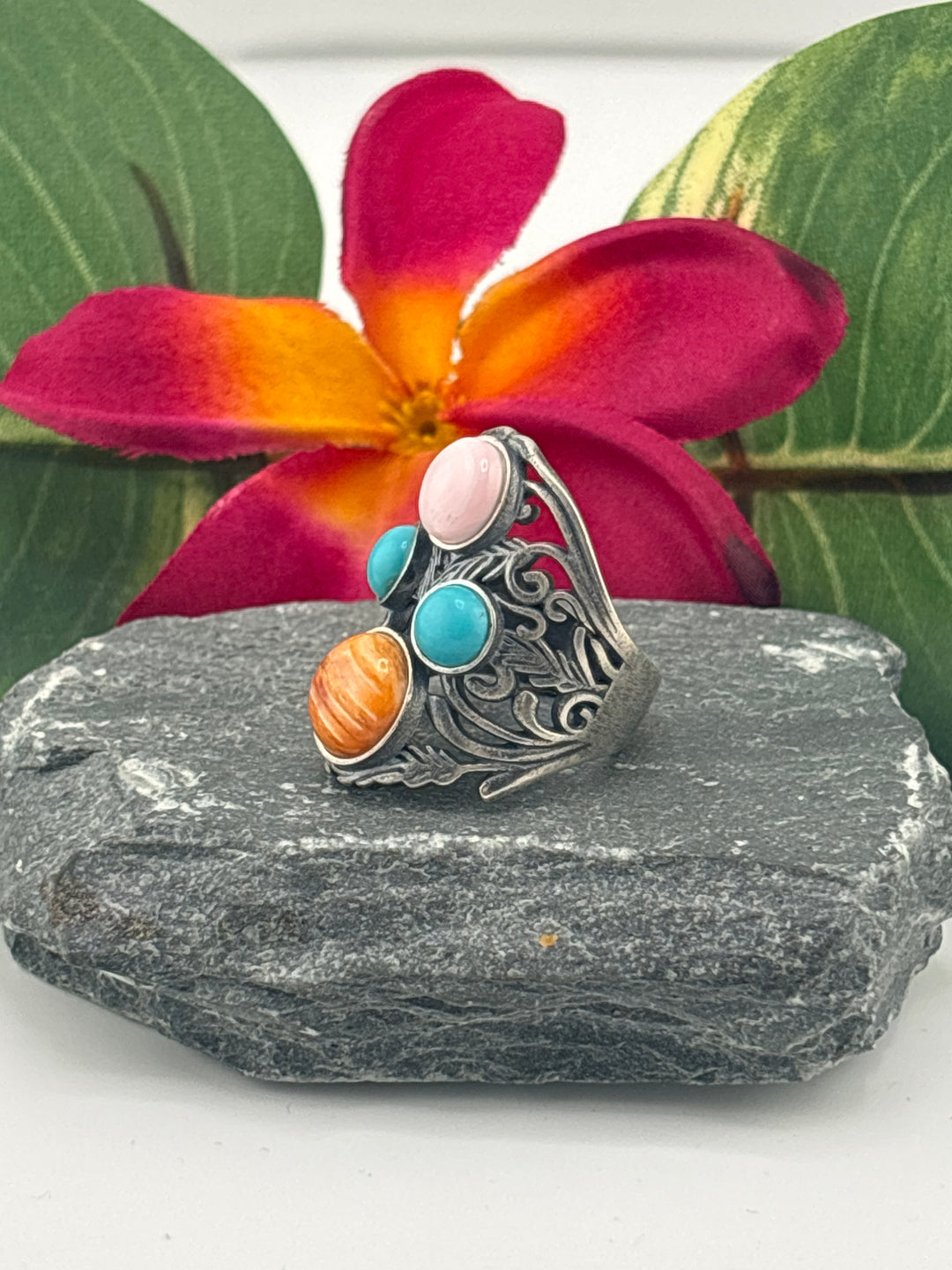 Cluster Shield Ring Size 7.5