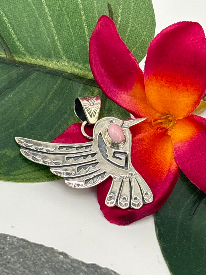Queen Conch Hummingbird Pendant