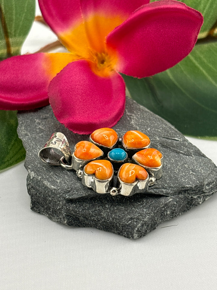 Spiny Oyster & Turquoise Heart Flower Pendant