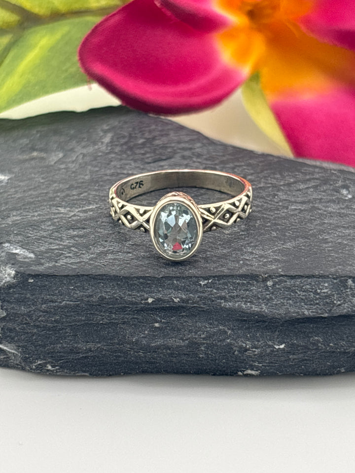 Aquamarine and 925 Sterling Silver Ring Size 6