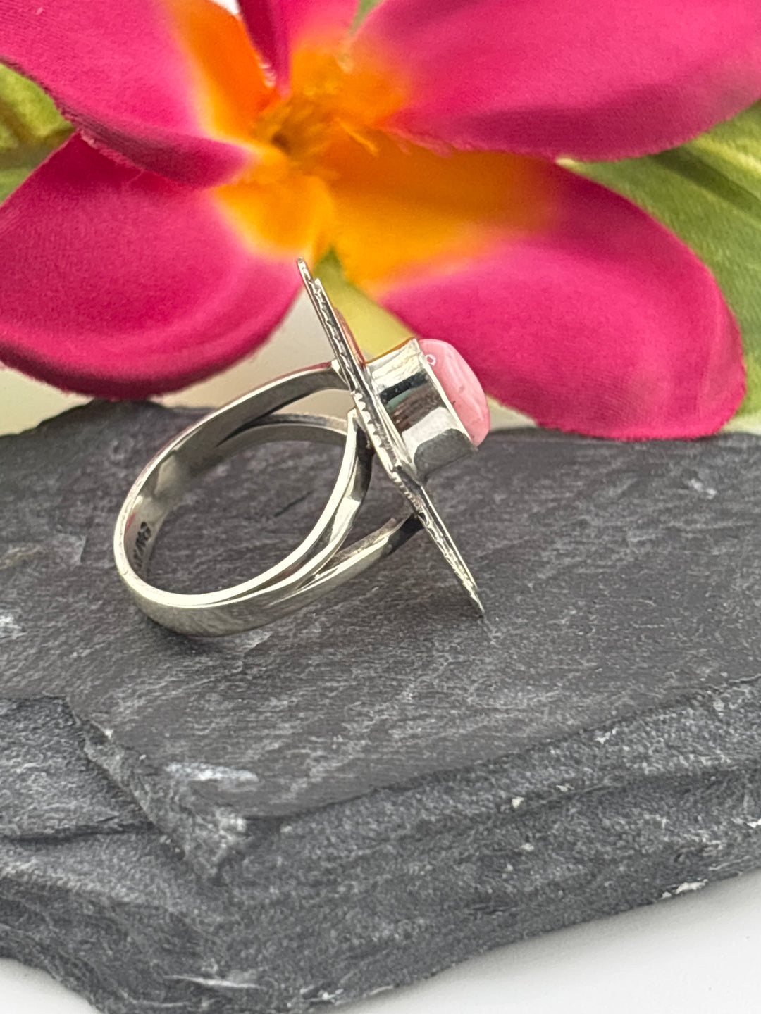 Queen Conch and 925 Sterling Silver Star Ring Size 7