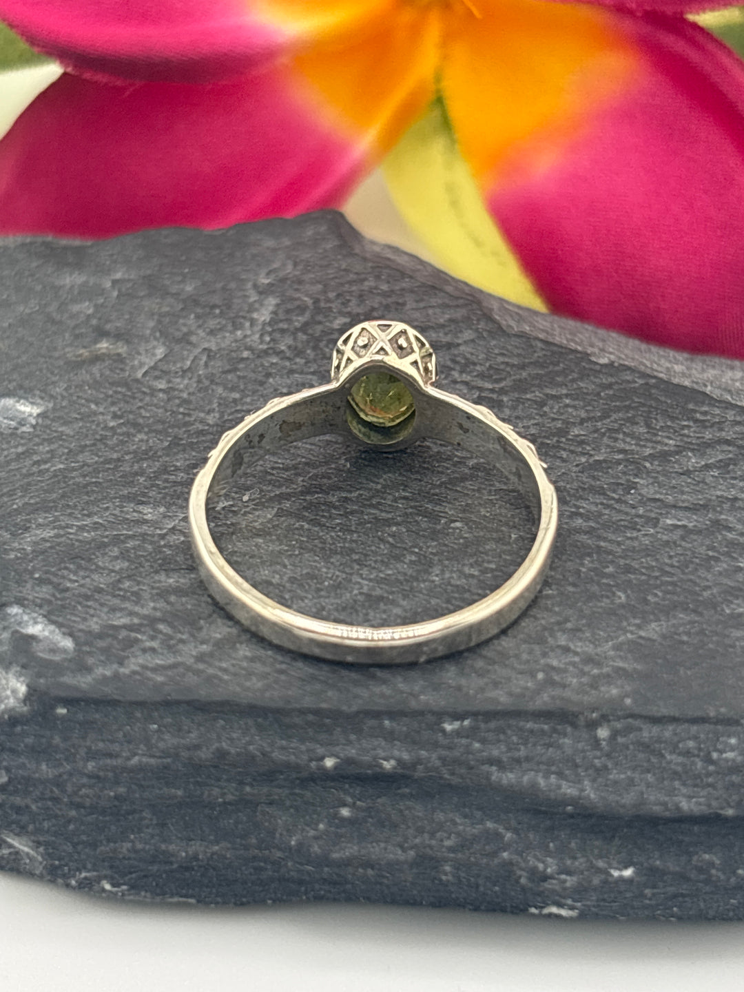 Tourmaline and 925 Sterling Silver Ring Size 8.75