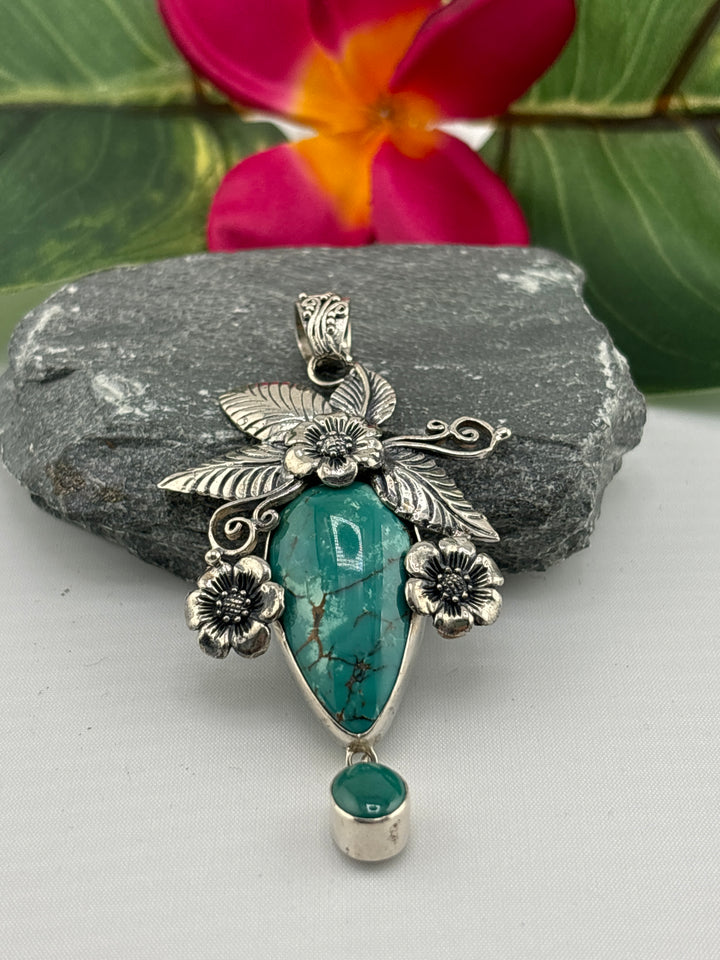 Statement Bali Hubei Turquoise Pendant