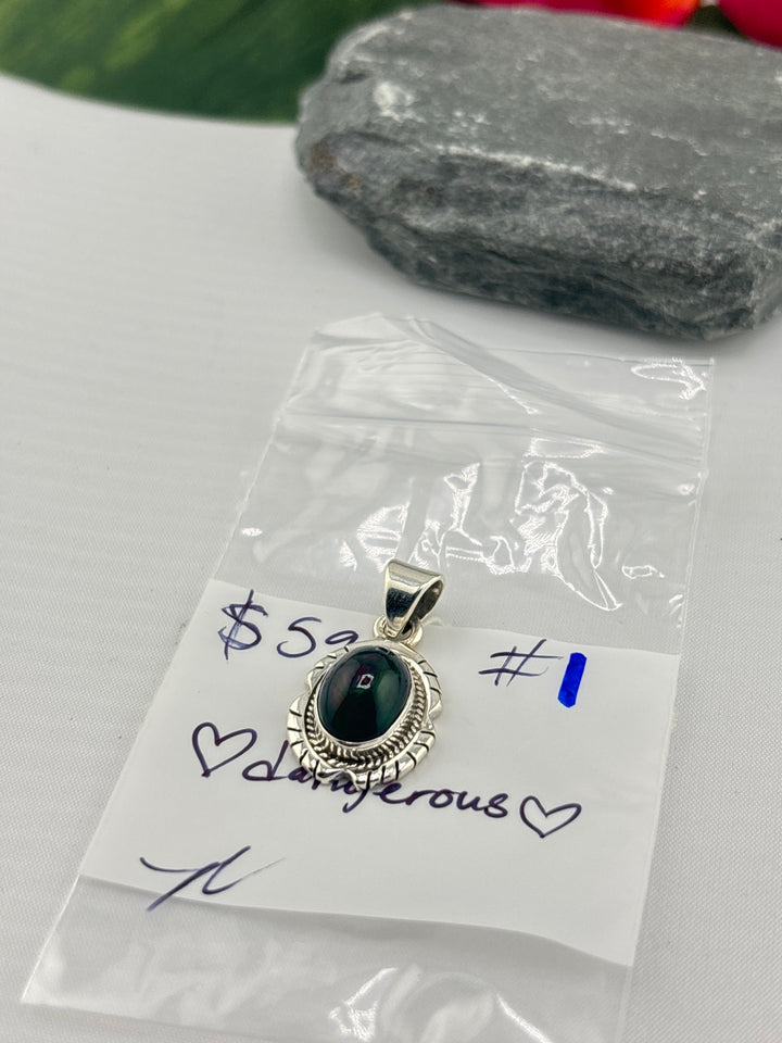RESERVED FOR: 💜dangerous💜 - 3/30/2025 tiktok Live Show - 1 Sterling Silver Items