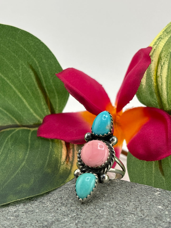 Queen Conch & Turquoise Ring
