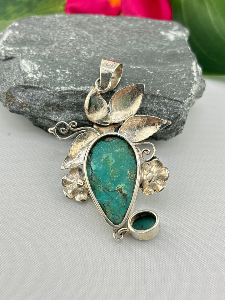 Statement Bali Hubei Turquoise Pendant
