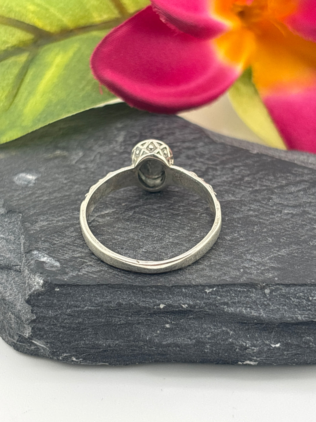 Tourmaline and 925 Sterling Silver Ring Size 8.75