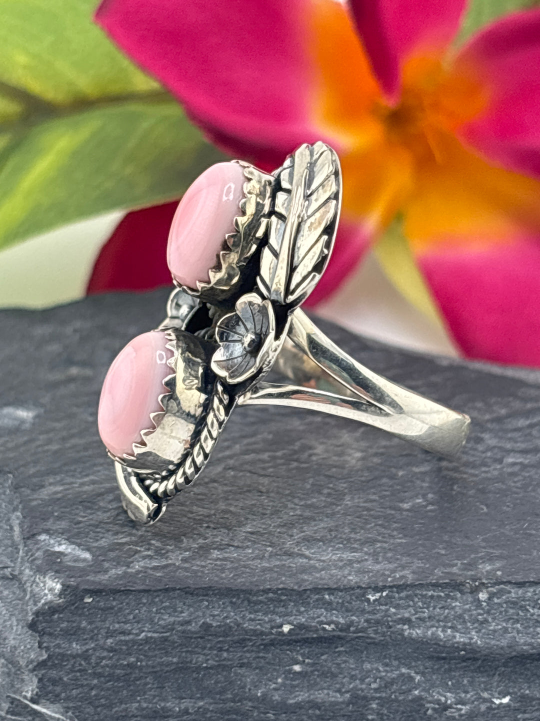 Queen Conch and 925 Sterling Silver Ring Size 10