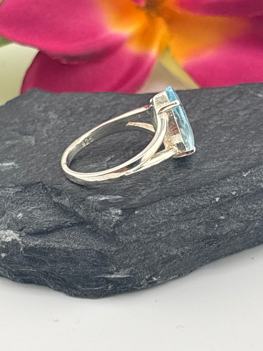Topaz Teardrop and 925 Sterling Silver Ring Size 5.5