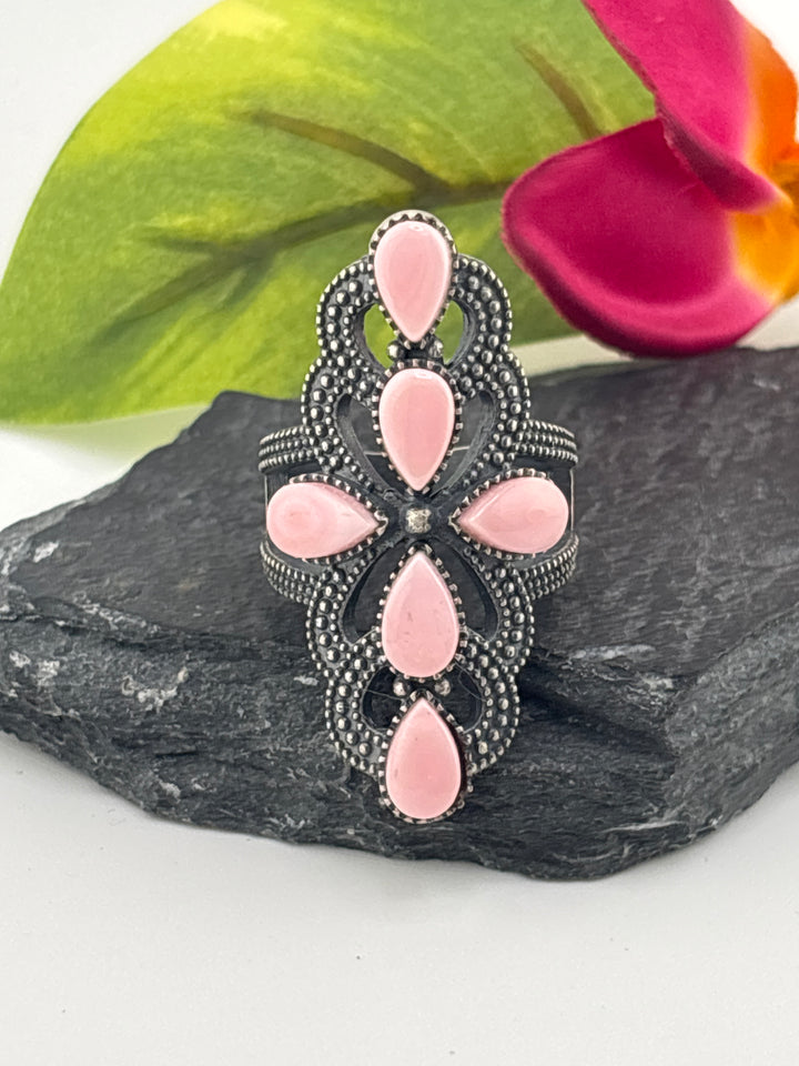 Queen Conch Cross and 925 Sterling Silver Ring Size 8