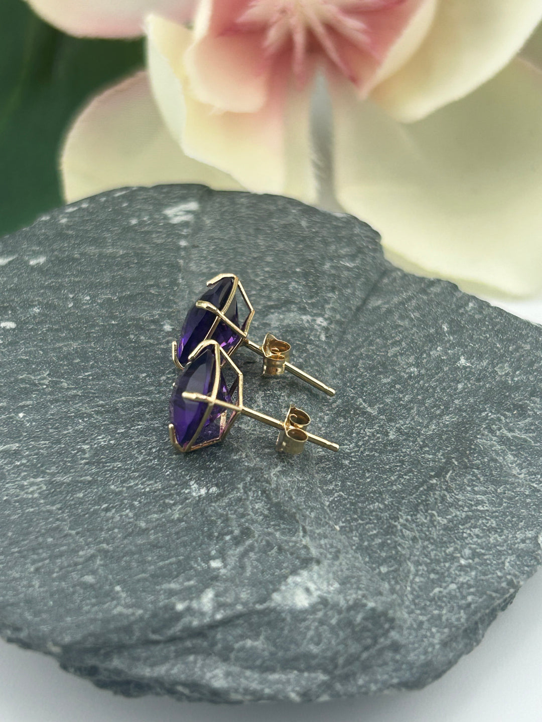 14K Gold Amethyst 8mm Post-back Earrings