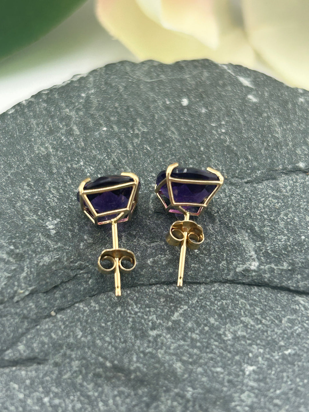 14K Gold Amethyst 8mm Post-back Earrings