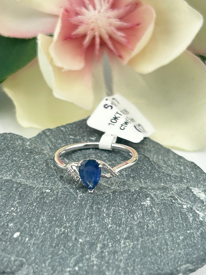 10K White Gold Diamond & Sapphire Ring