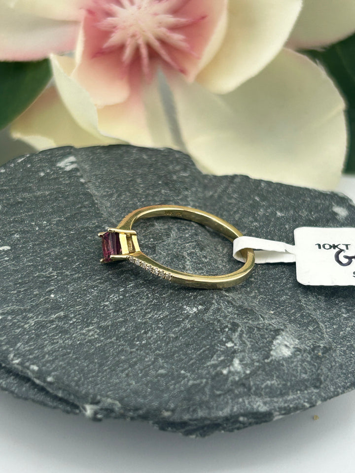 10K Gold Diamond & Rhodolite Ring