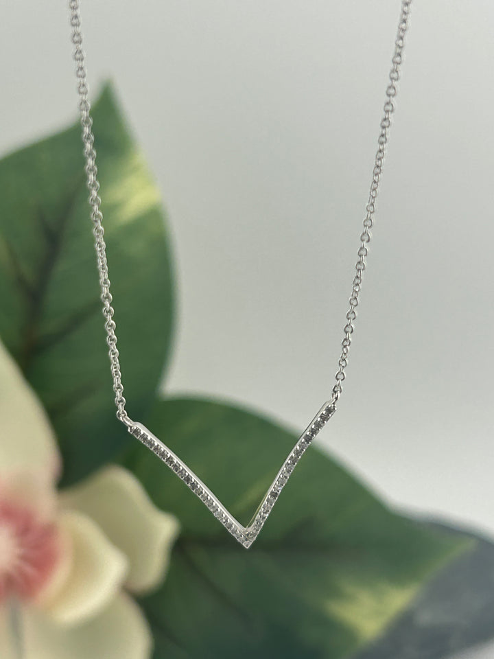 10K White Gold Diamond Necklace