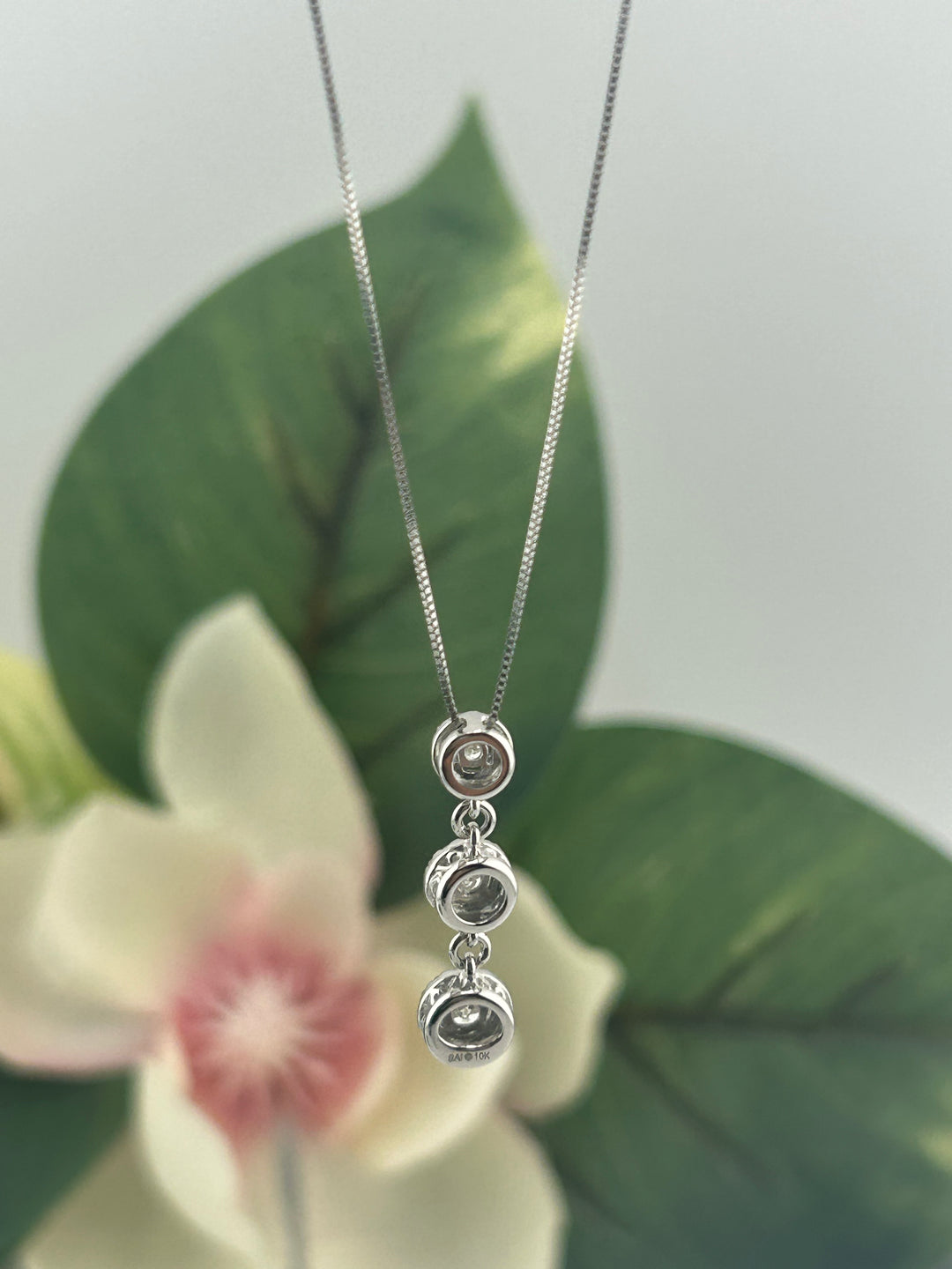 10K White Gold Diamond Necklace