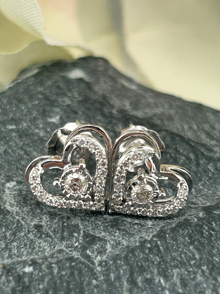 10K White Gold & Diamond Post-back Heart Earrings