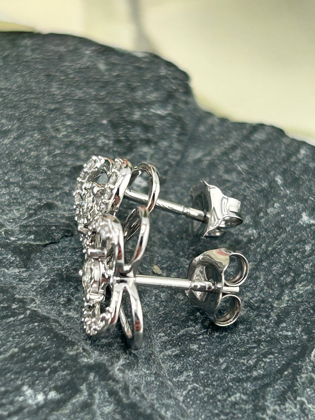 10K White Gold & Diamond Post-back Heart Earrings