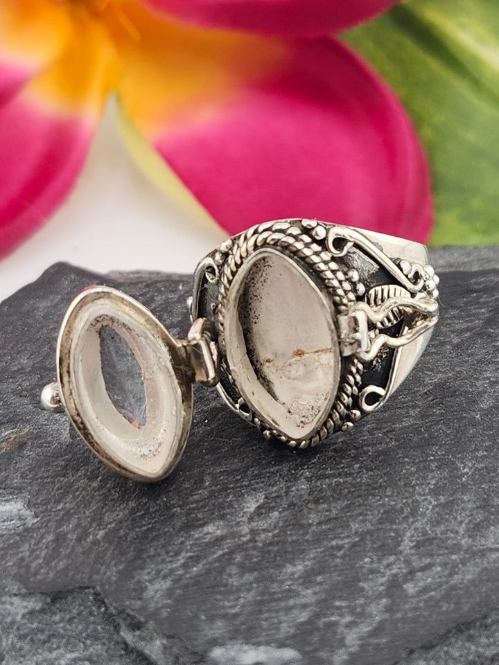 Blue Topaz and 925 Sterling Silver Locket Ring - Size 6