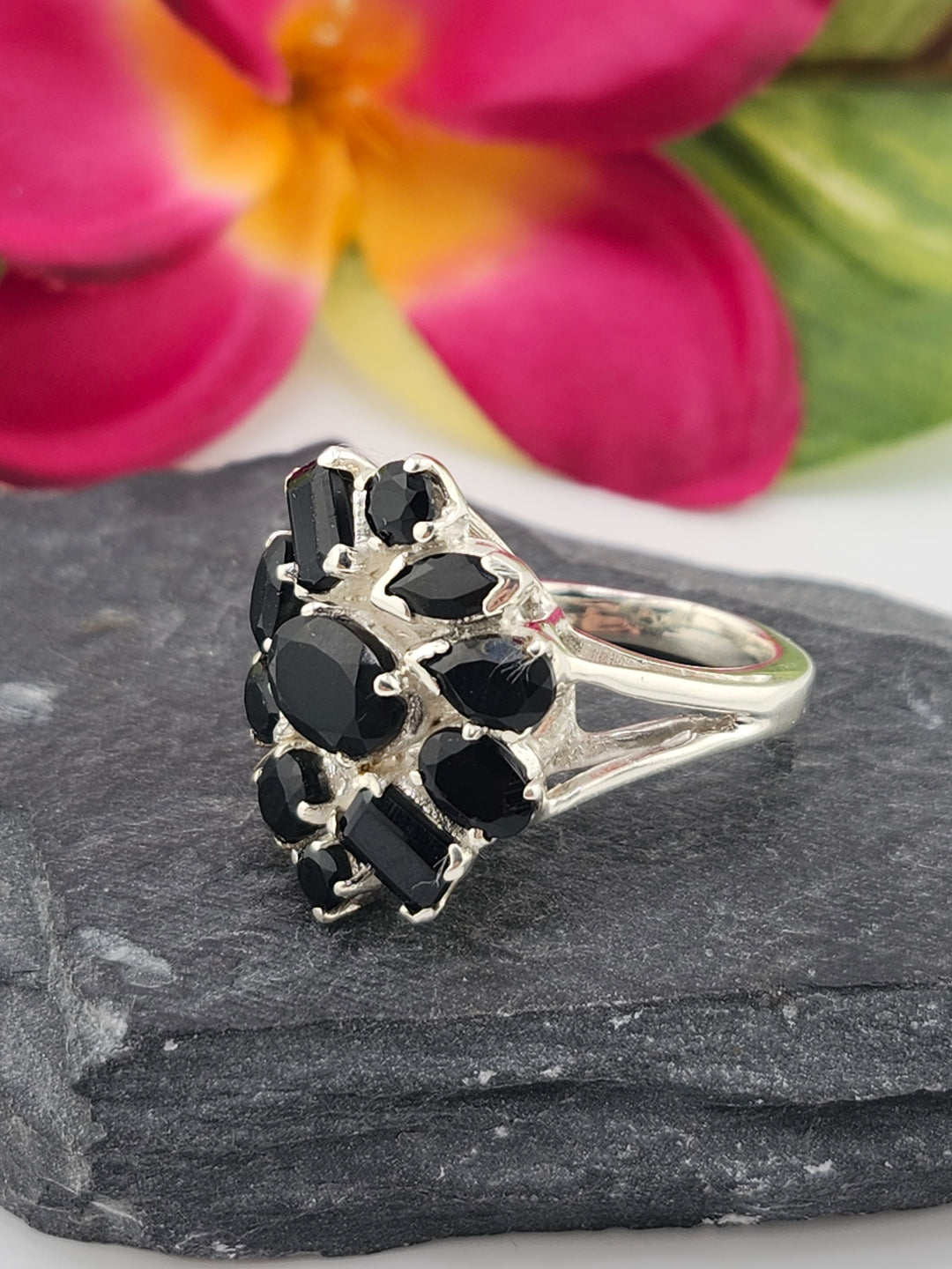 Cluster Black Onyx Ring Size 6