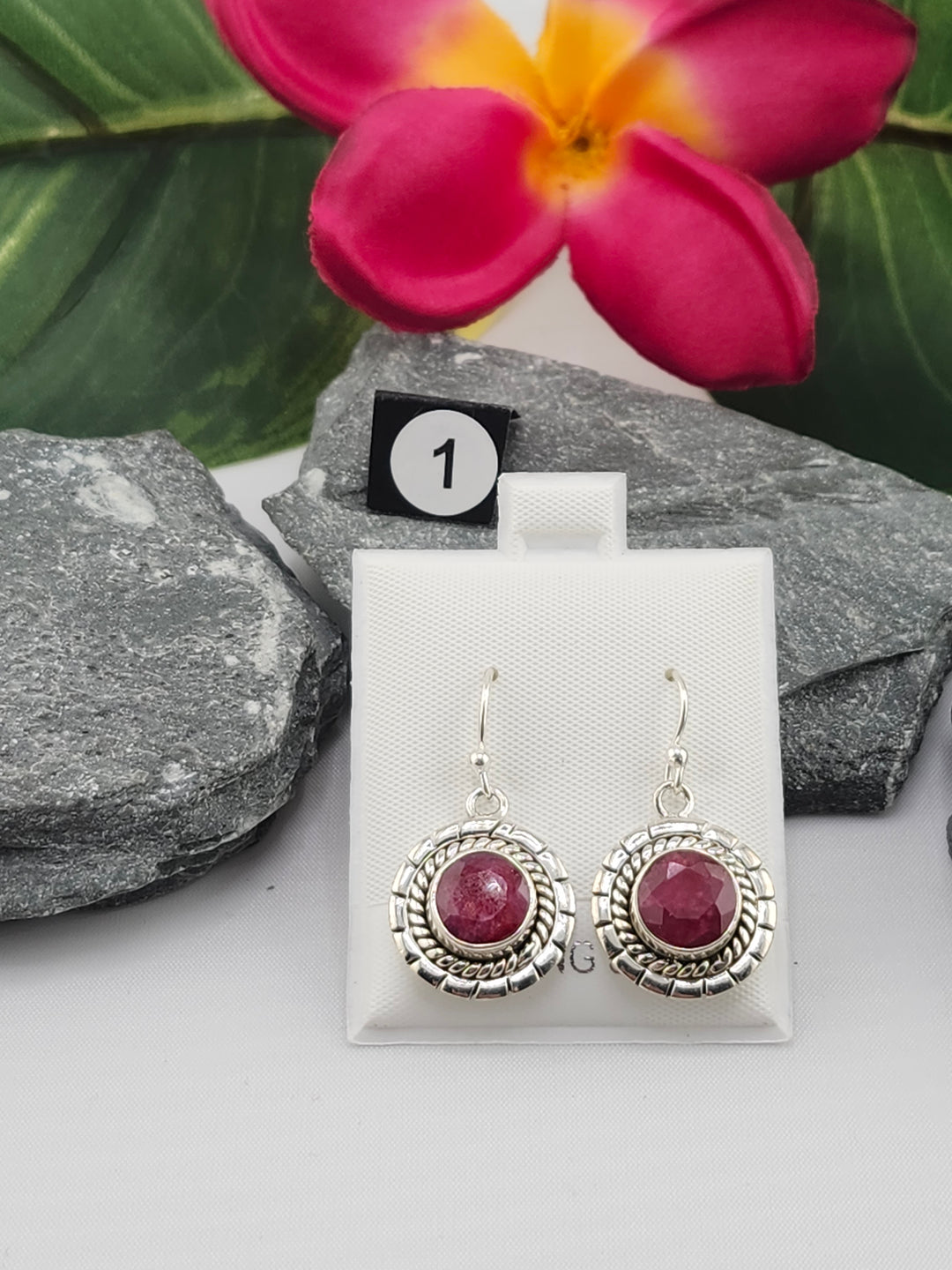 RESERVED FOR: Terri Anderson-Davis - 2/4/2025 A.M Show - 1 Sterling Silver Items