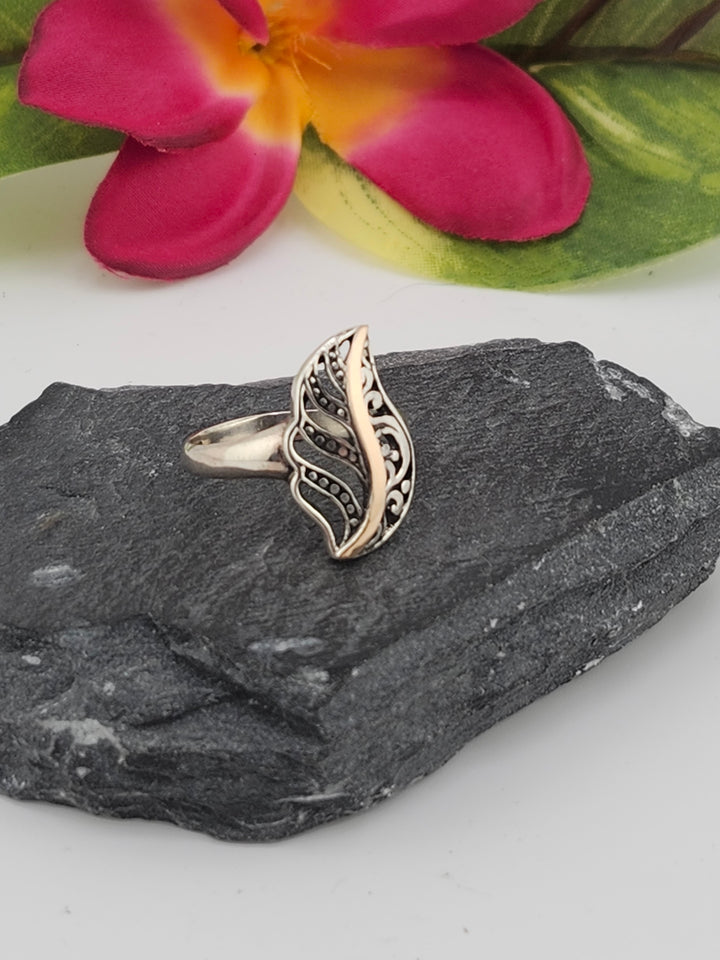 18k Gold Bali Leaf Ring