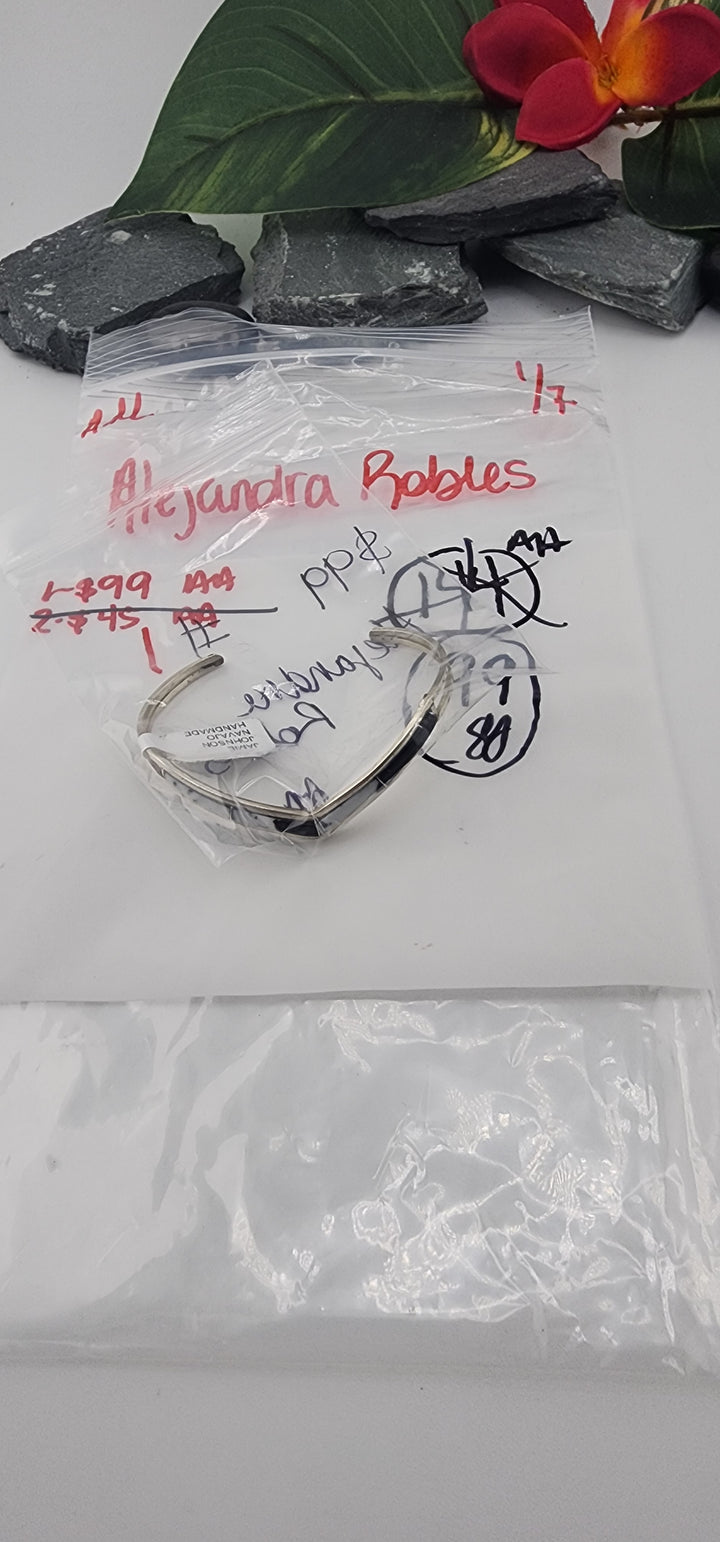 AM SHOW 48HR RESERVED FOR: Alejandra Robles - 1/7/2026 FL tiktok Live Show - 1 Sterling Silver Items