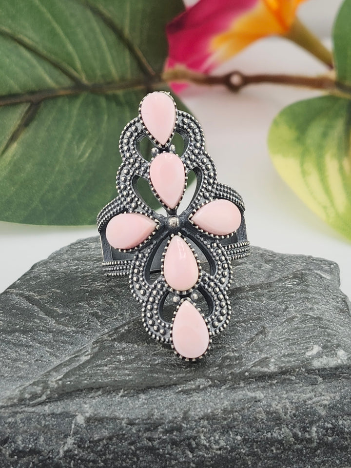 Queen Conch Shell and 925 Sterling Silver Ring - Size 10