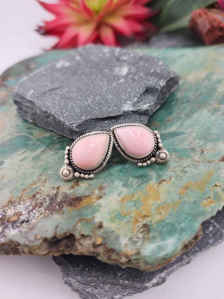 Southwest 925 Sterling Silver Queen Conch Stud Earrings