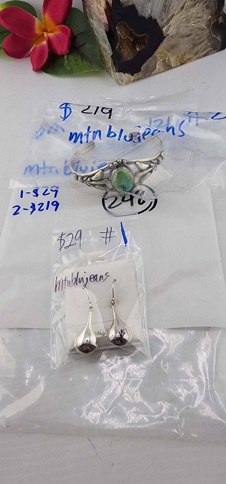 PM SHOW 48HR - RESERVED FOR: Mtnblujeans - 12/10/2025 tiktok Live Show - 1 Sterling Silver Items