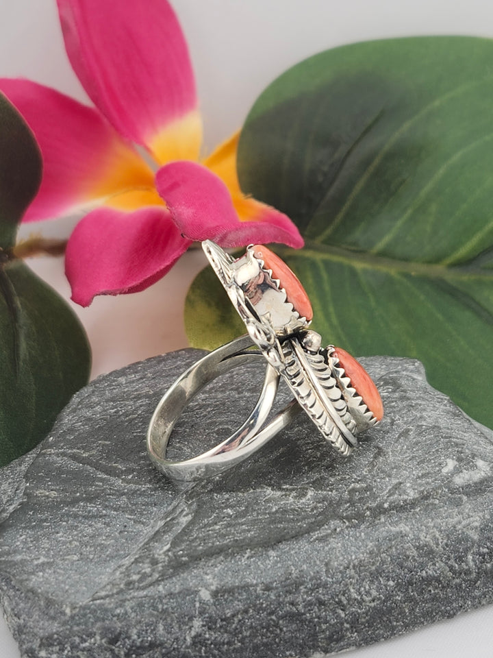 Red Spiny Oyster and 925 Sterling Silver Ring - Size 10