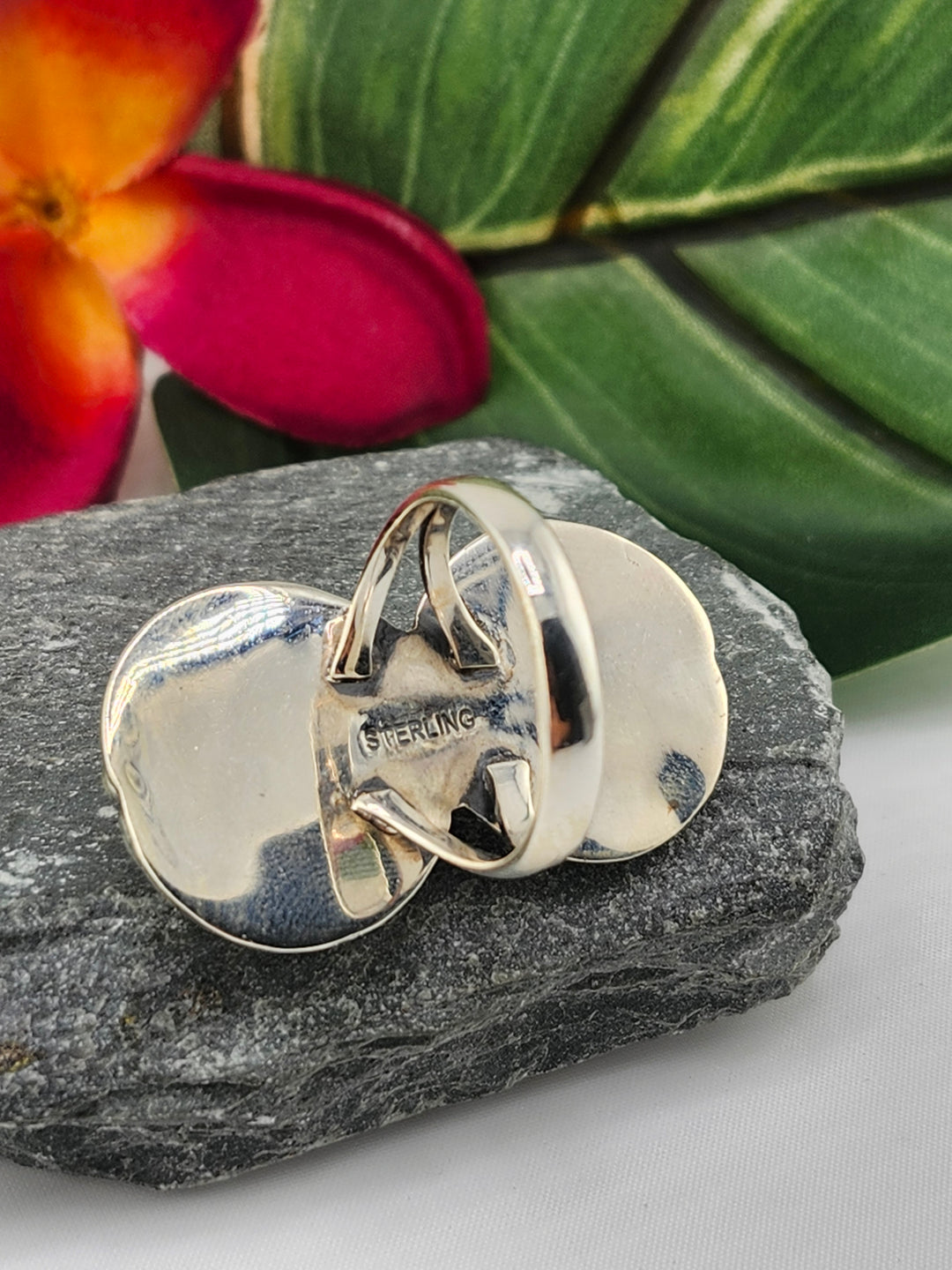 2 Stone Queen Conch Ring Size 10.25