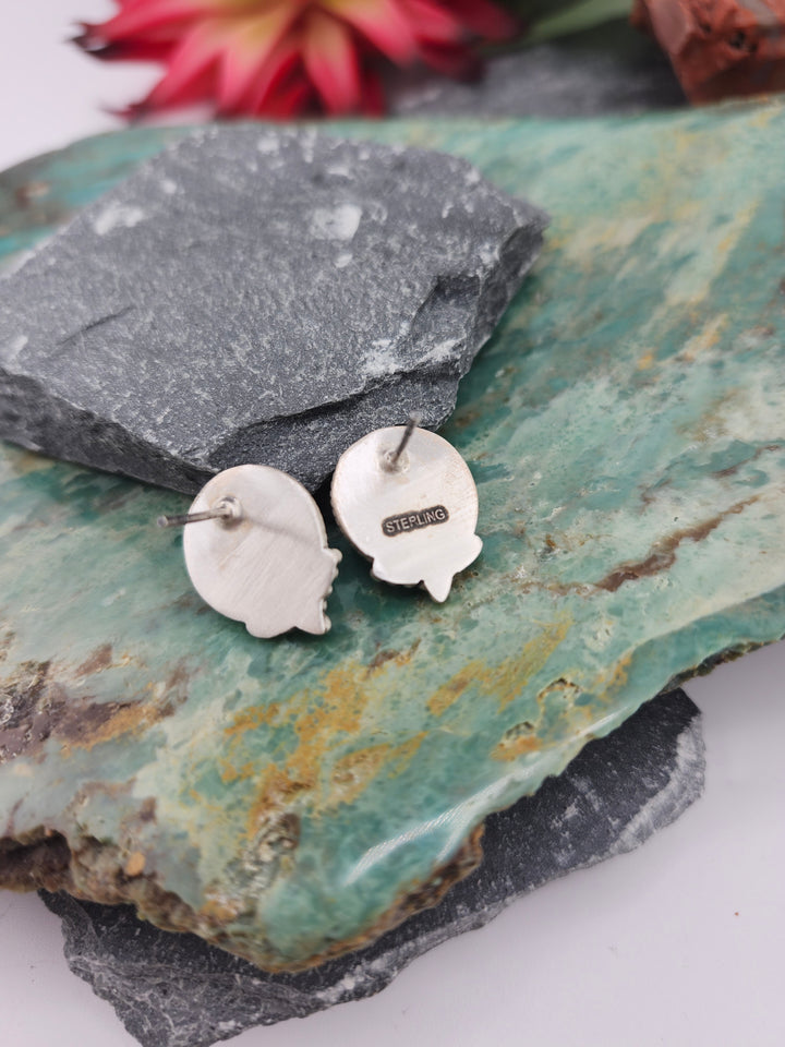 Southwest 925 Sterling Silver Queen Conch Stud Earrings