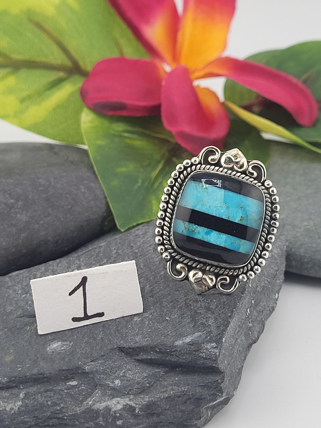 RESERVED FOR: Y@'s Momma - AM Show -1/1/2025 - 1 Sterling Silver Item