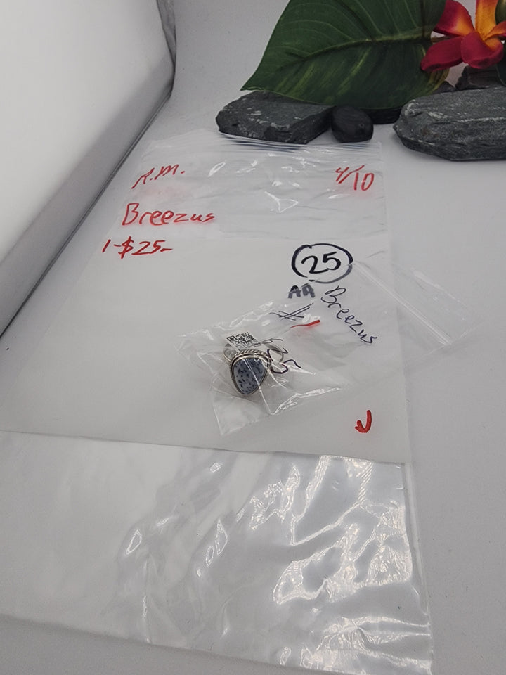 Breezus - 4/10/26 - 1 925 Sterling Silver Items