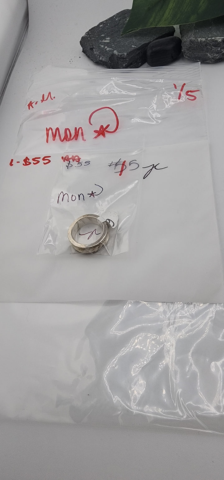 AM SHOW 48HR RESERVED FOR: mon💫 - 1/5/2026 FL tiktok Live Show - 1 Sterling Silver Items