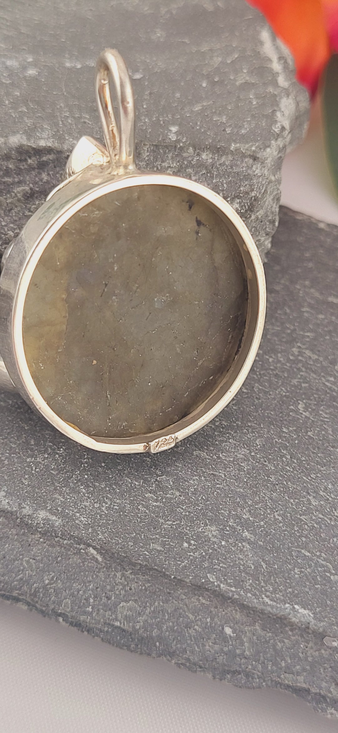 Labradorite, Amethyst, Carnelian,and Peridot Bali sterling silver 925 pendant