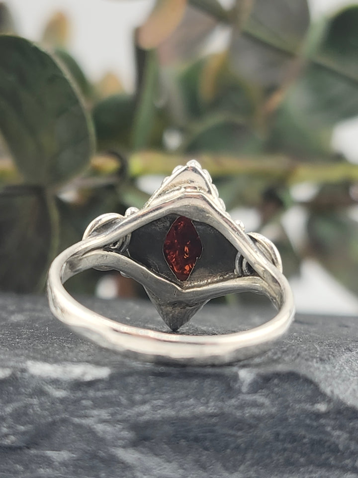 Baltic Amber and 925 Sterling Silver Ring - Size 6