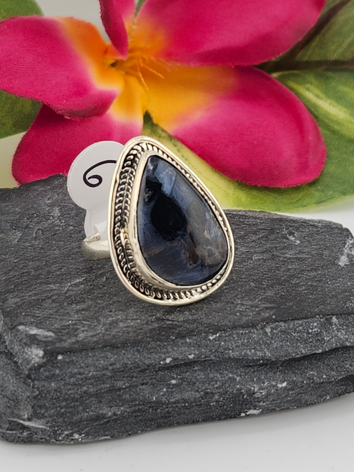 Petersite Ring in sterling silver 925 size 6