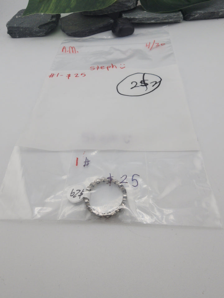 steph :)- 4/30/26 - 1 925 Sterling Silver Items