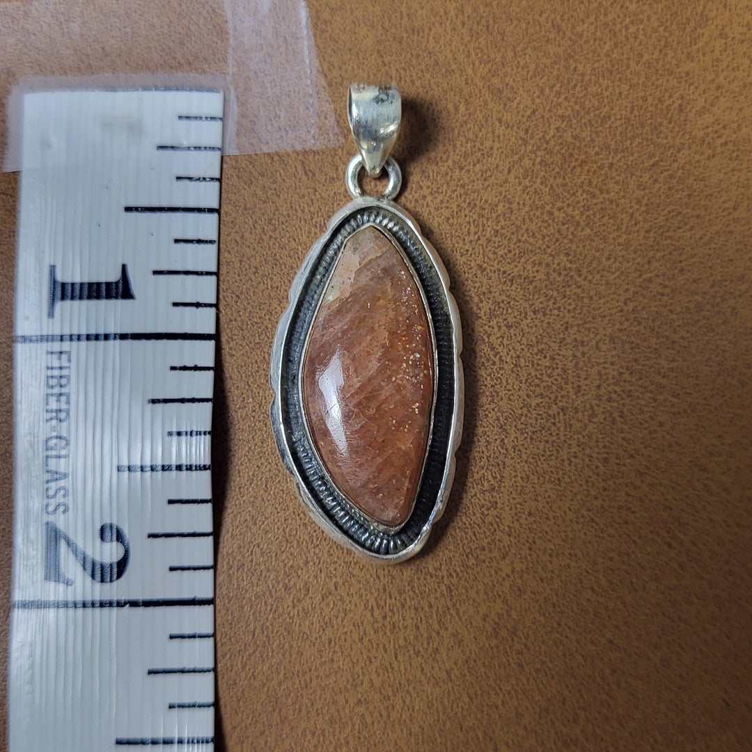 Natural Sunstone 925 Sterling Silver Pendant