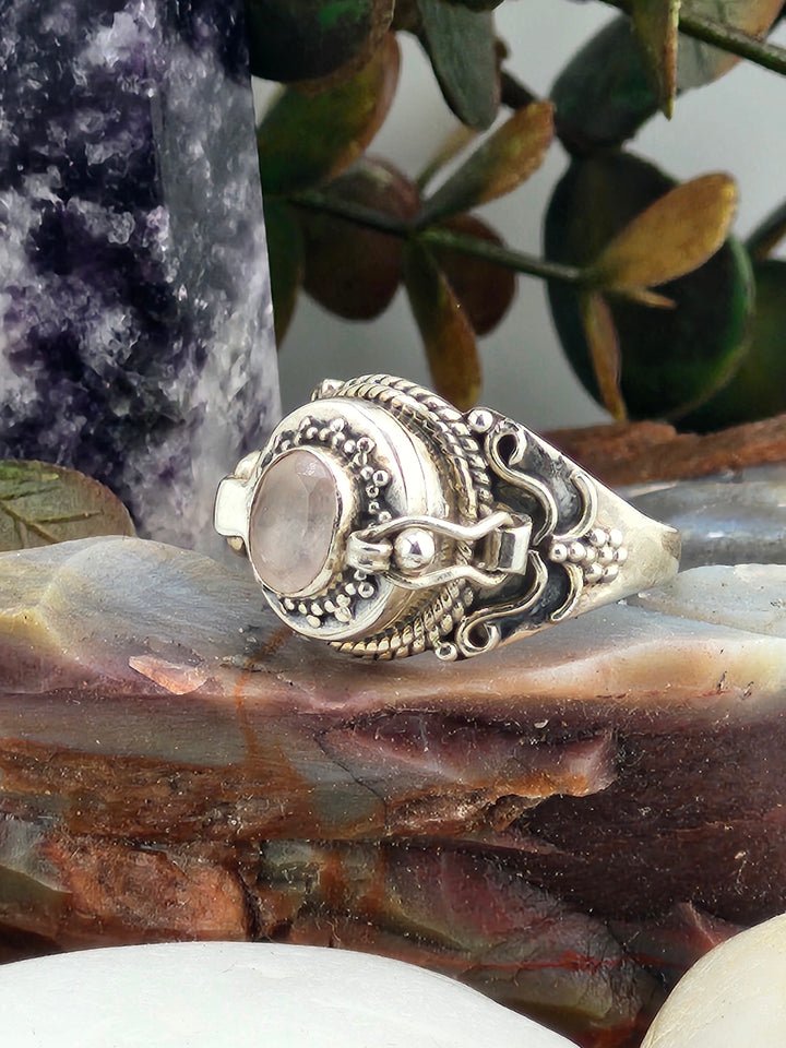 Rose Quartz & 925 Sterling Silver Lockett Ring Size 8