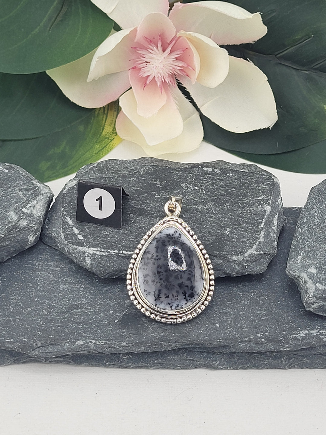 RESERVED FOR: Hayes Life - 1/4/2025 - 1 Sterling Silver Items