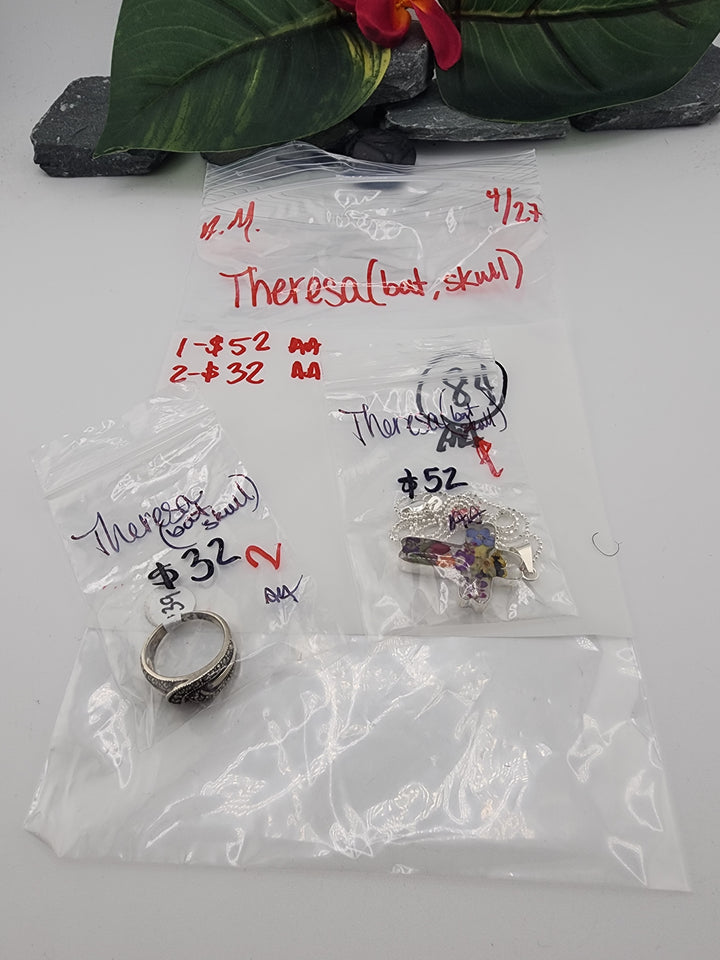 Theresa🦇💀- 4/27/26 -2 925 Sterling Silver Items