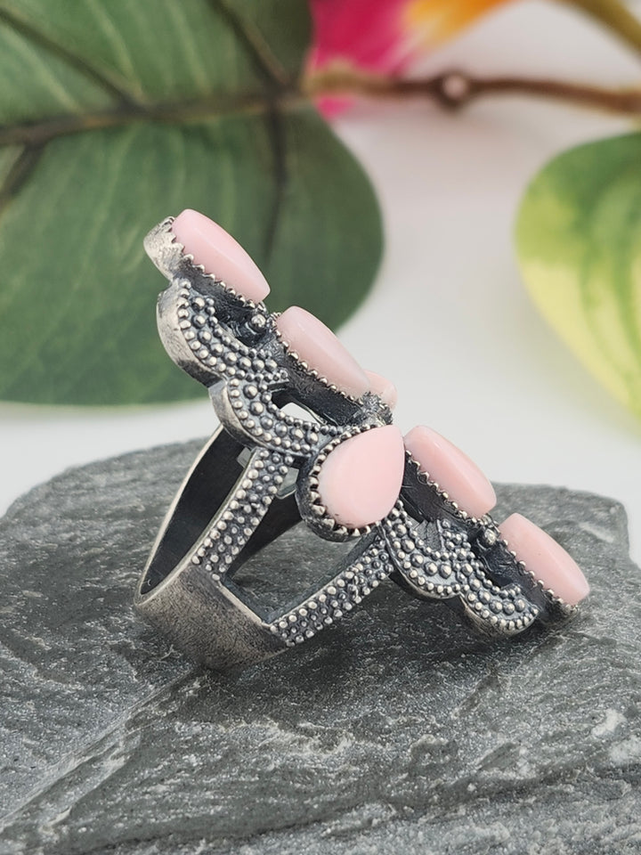 Queen Conch Shell and 925 Sterling Silver Ring - Size 7