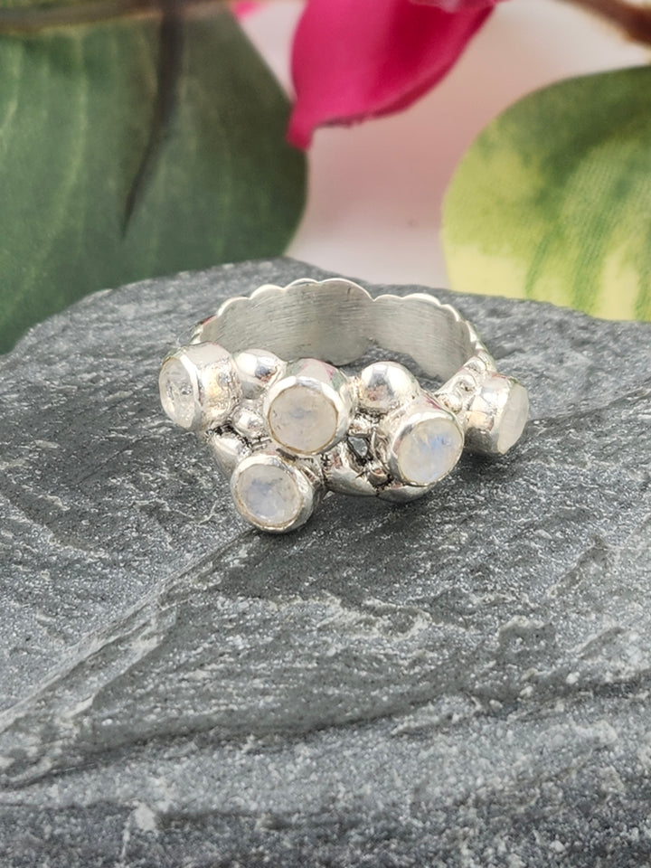 Moonstone and 925 Sterling Silver Ring - Size 6.5