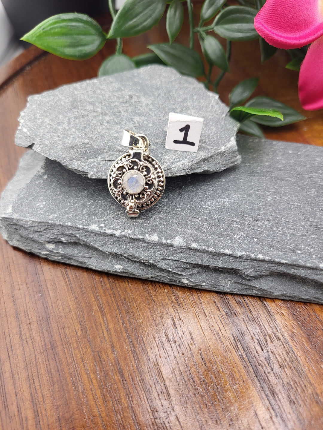 RESERVED FOR:  Shawna -10/20/2024 -  1 Sterling Silver Items