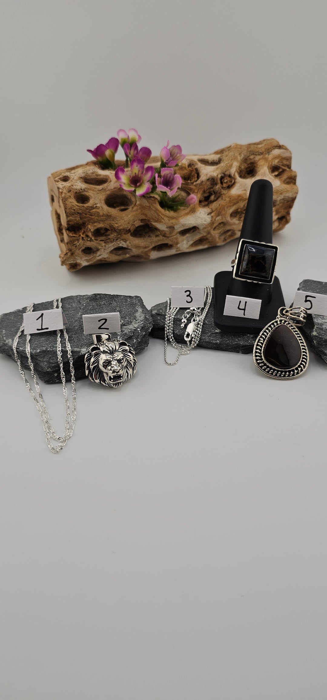 RESERVED FOR:   TX Operating Room RN (vault) -11/29/2024 - 5 Sterling Silver Items