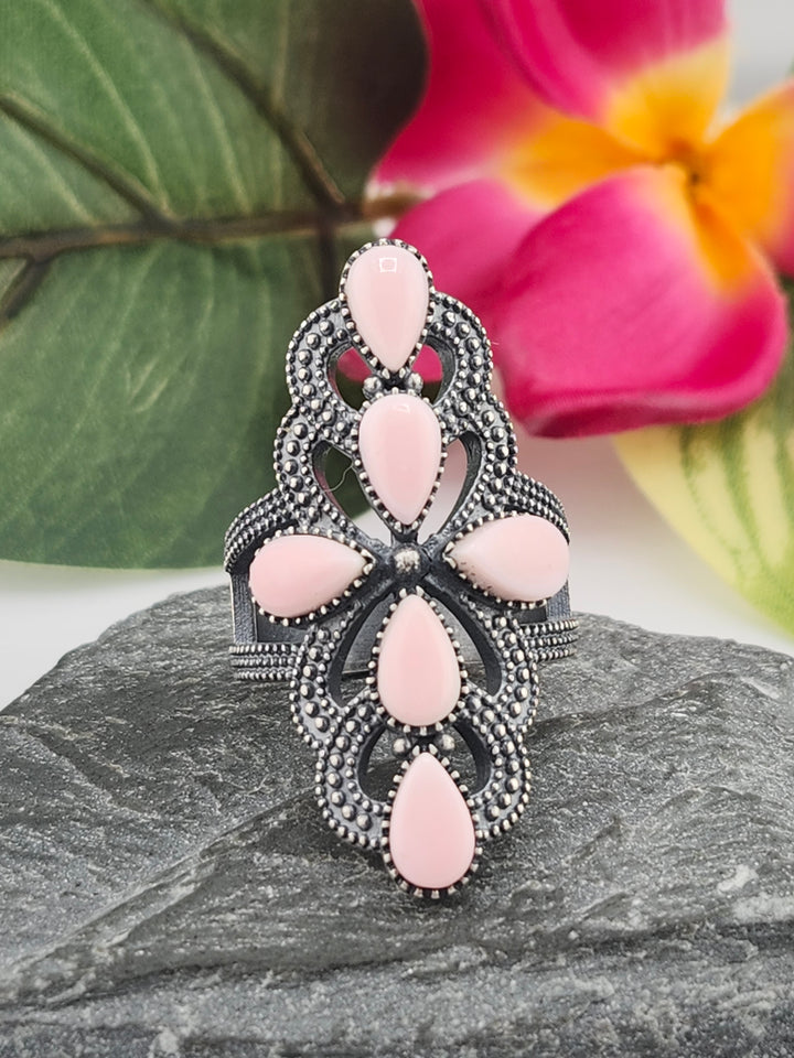 Queen Conch Shell and 925 Sterling Silver Ring - Size 9